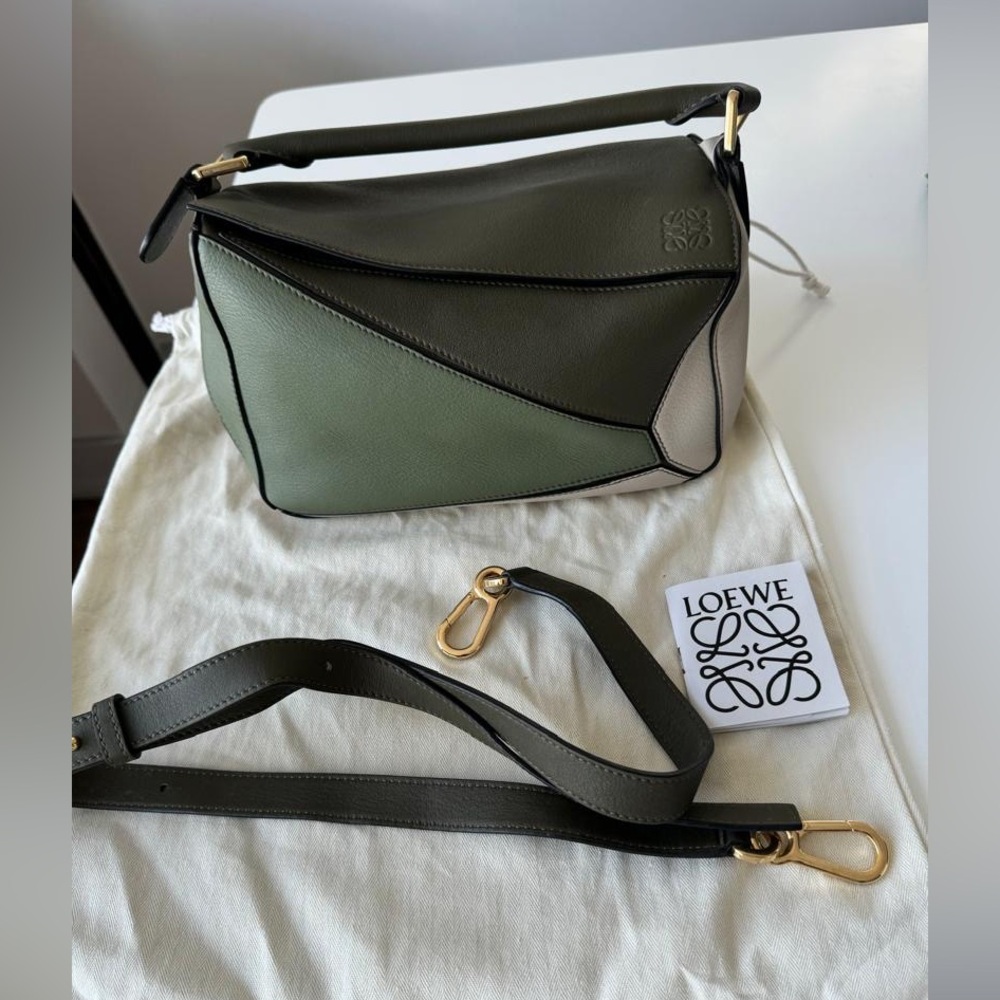 Loewe Small Puzzle Classic Bicolour Leather Bag - Picture 4 of 15